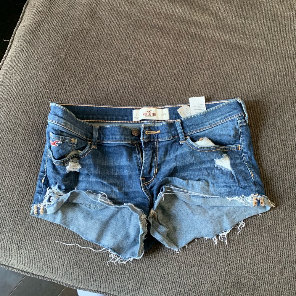 Jeans shorts, size 7!